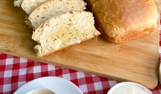 Pão caseiro macio e sem sovar!!