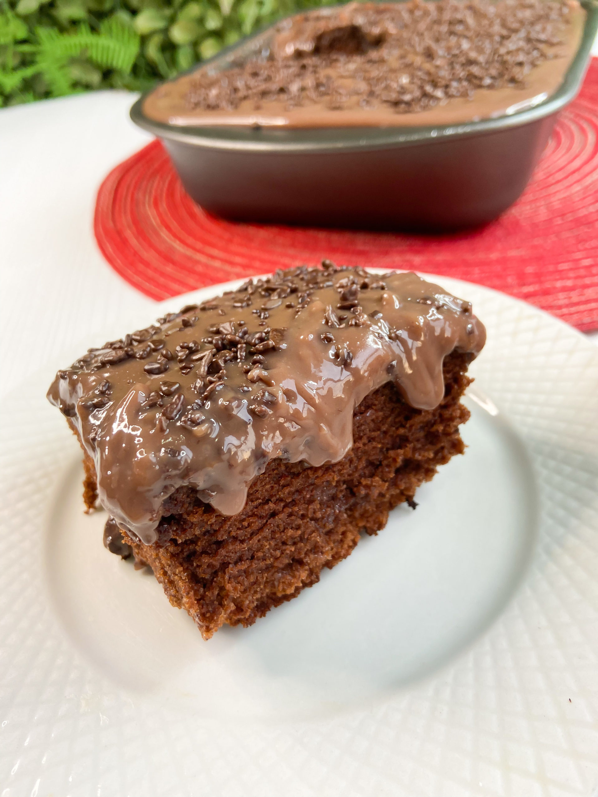 Bolinho de chocolate de liquidificador com brigadeiro